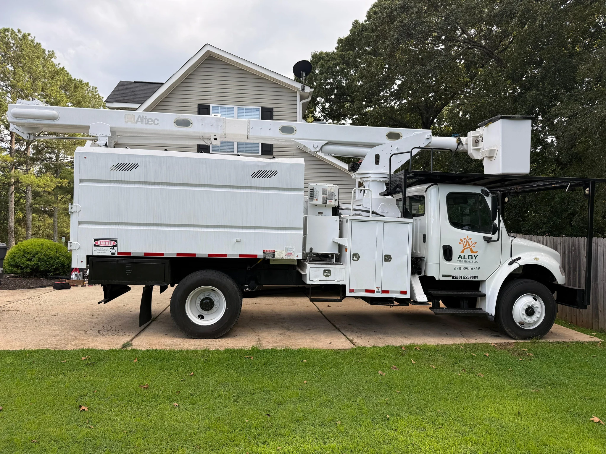 ALBY Tree service in Douglasville, GA